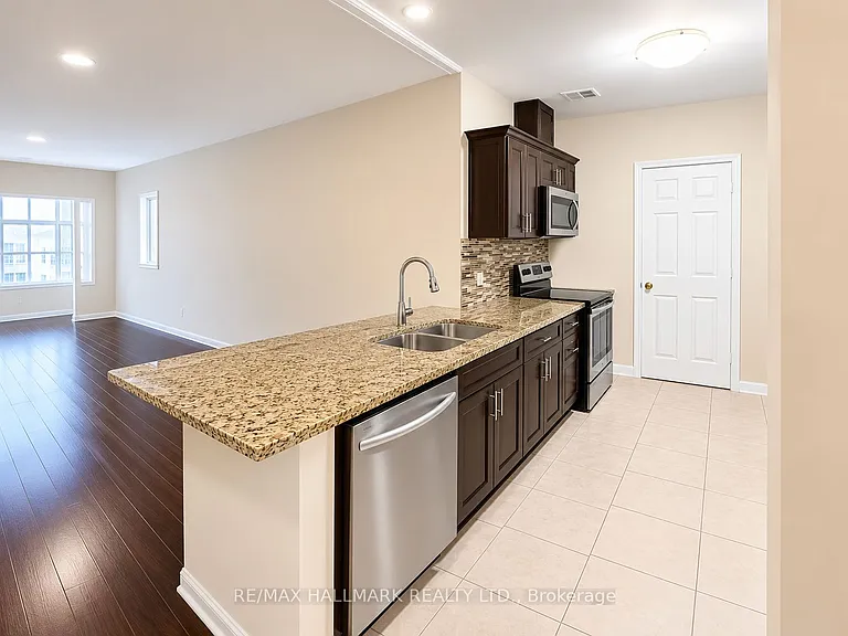 30 Greenfield Ave #207 — Photo 14