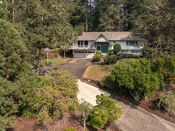 3rd image of 4072 Normandy Way