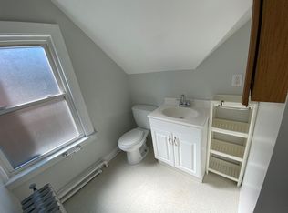 358-360 Humphrey St #3, New Haven, CT 06511