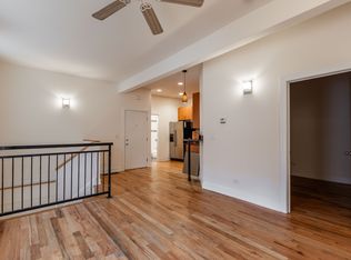 2835 N Damen Ave APT 2R, Chicago, IL 60618