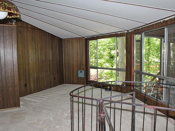 4th image of 1160 Forest Lake Cir
