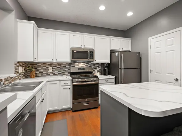 13804 54th Ave N, Plymouth, MN 55446