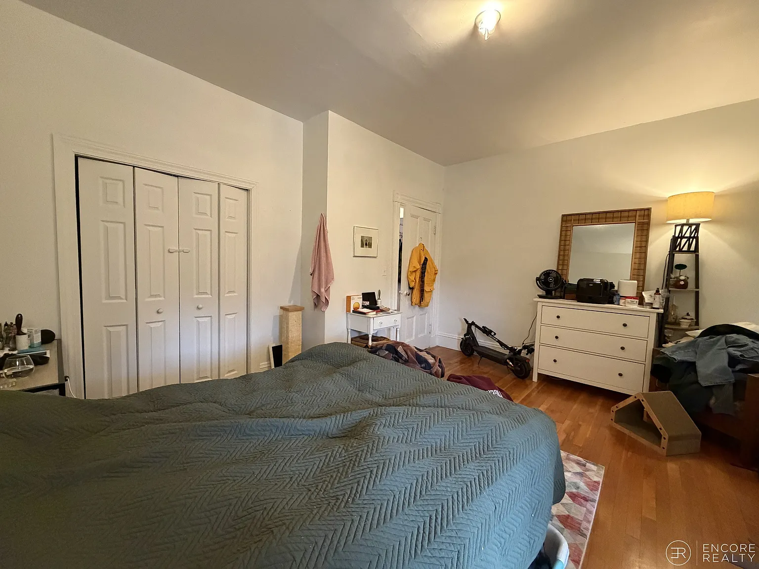 1 bed, 350 sqft, $3,300 — Photo 3