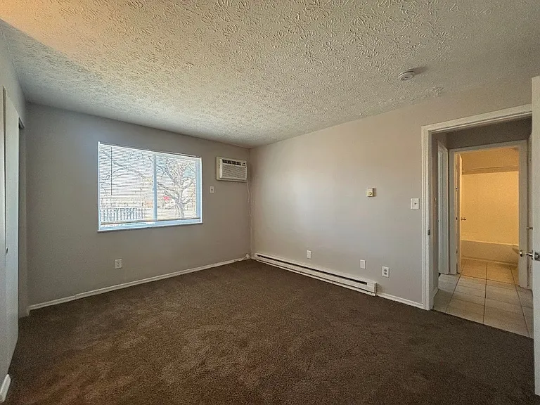 The Roxbury — Photo 14