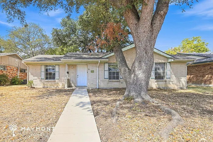 2517 Greenhill Dr