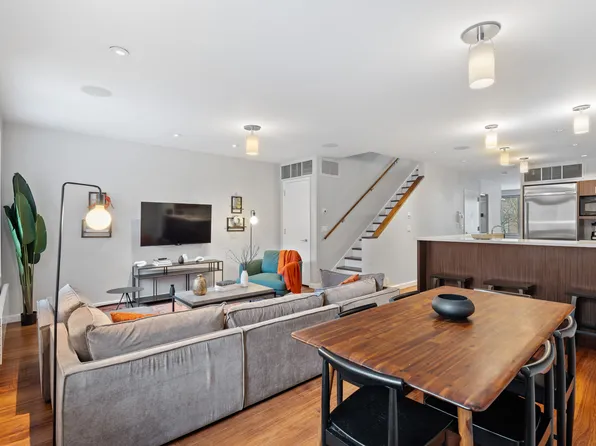 459 West 44th Street image 1 of 46