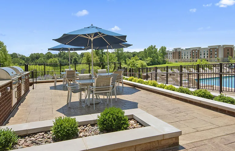 Deer Park Crossing Apartments — Photo 19