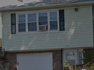386 Jeffries St, Perth Amboy, NJ 08861