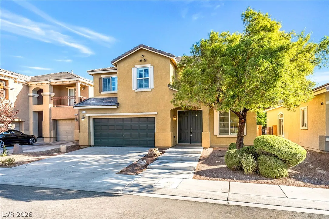 5 bed, 3.0 bath, 3177 sqft, $2,550 — Photo 3