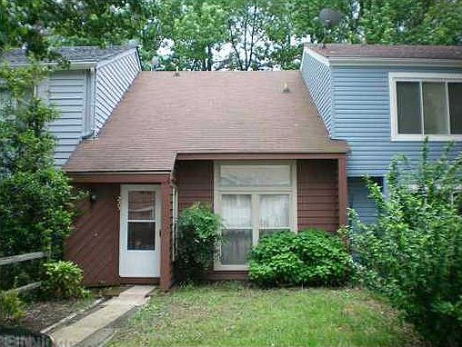 1st image of 225 Thalia Trace Dr