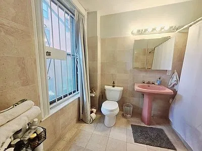 1 bed, 900 sqft, $4,500 — Photo 4