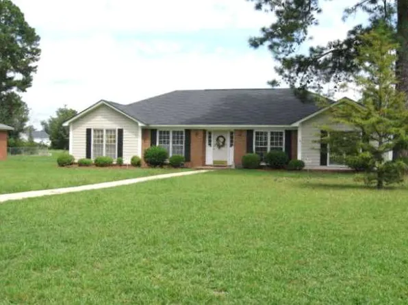 1608 Whisperwood St #B, Albany, GA 31721
