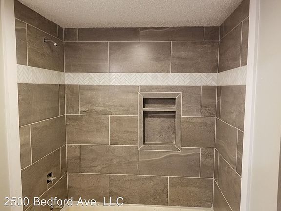 4th image of 426 2nd Ave SE APT 7