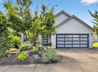 7876 SW Skyhar Ct, Portland, OR 97223