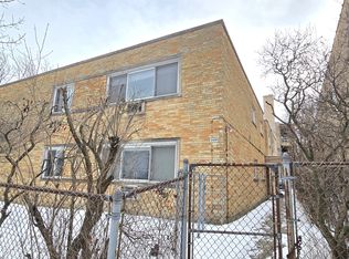 1401 W Warner Ave APT 2B, Chicago, IL 60613