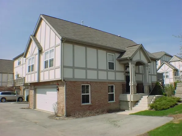 205 Rosehall Dr, Lake Zurich, IL 60047