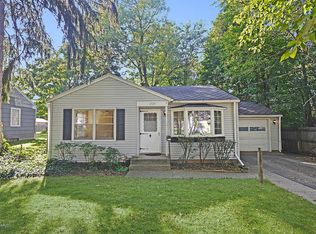 1727 Upland Dr, Kalamazoo, MI 49048