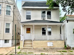 618 Jersey St #1, Harrison, NJ 07029