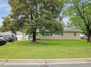 5324 Eleanor Ln, Brooklyn Center, MN 55429