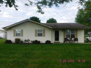 60 Young Dr, Stanford, KY 40484