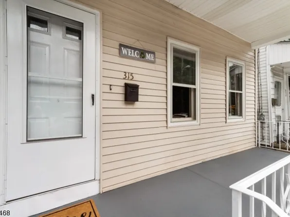 315 Mercer St, Phillipsburg Town, NJ 08865