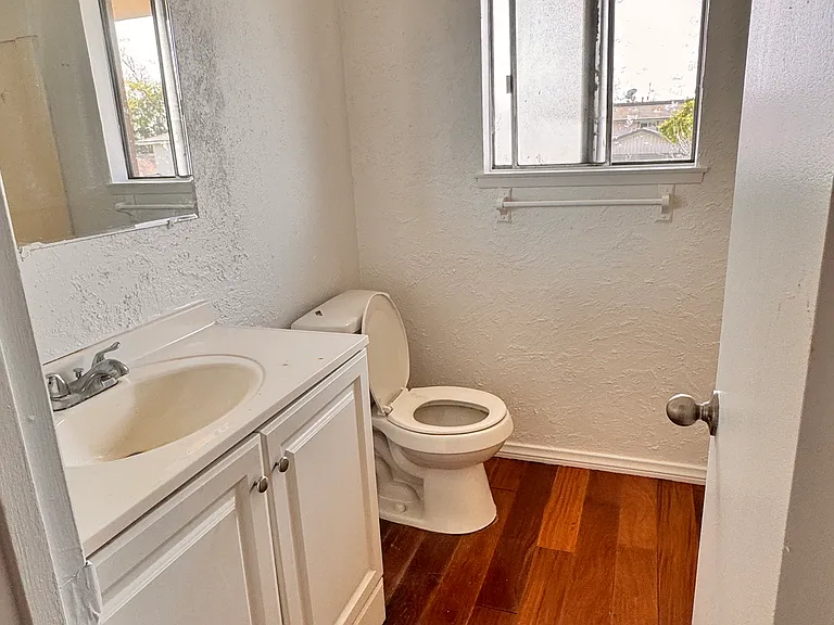 10715 Droxford St #3 — Photo 9