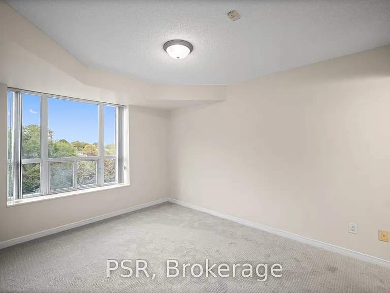 515 Rosewell Ave #110 — Photo 4