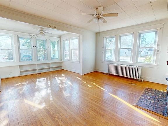 4th image of 114 Ericsson St
