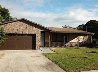 1900 Carolyn Ct, Saint Cloud, FL 34769