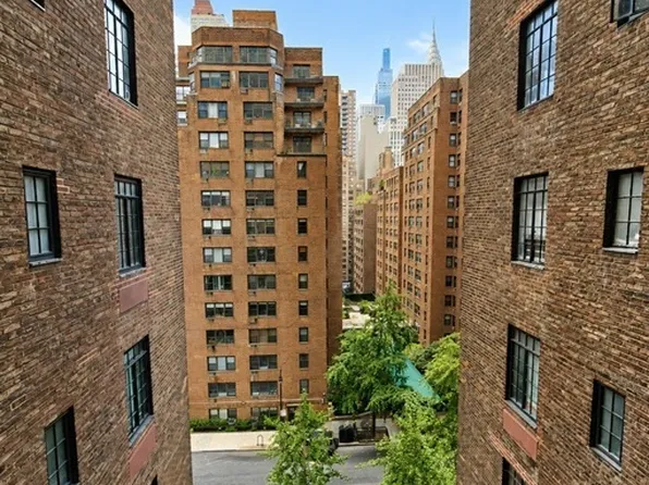 5 Tudor City Place image 1 of 11