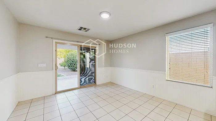 37978 N Beverly Ave — Photo 8