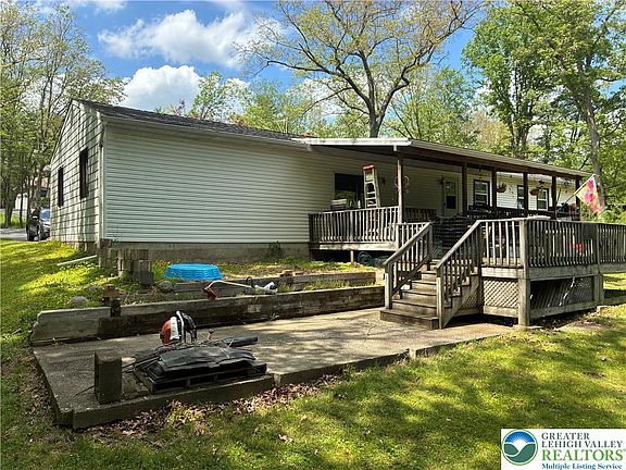 3rd image of 161 Glenoak Dr