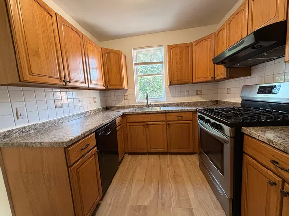 32-32 60th Street image 1 of 13