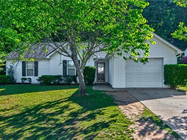 5135 Hillcrest Glenn Dr, Sugar Hill, GA 30518