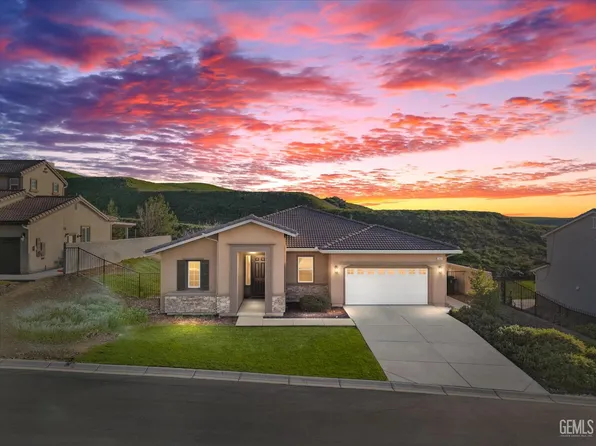 15603 Via Bassano Dr, Bakersfield, CA 93306