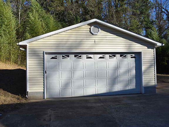 5th image of 375 E Shore Dr