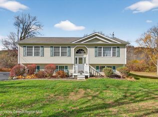 61 Peach Ln, Milton, NY 12547