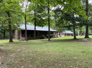 19865 N County Road 2450e, Oakland, IL 61943