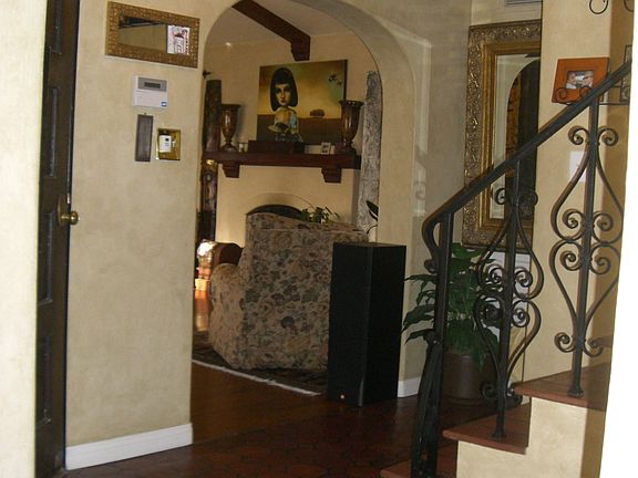 5th image of 4866 Canterbury Dr