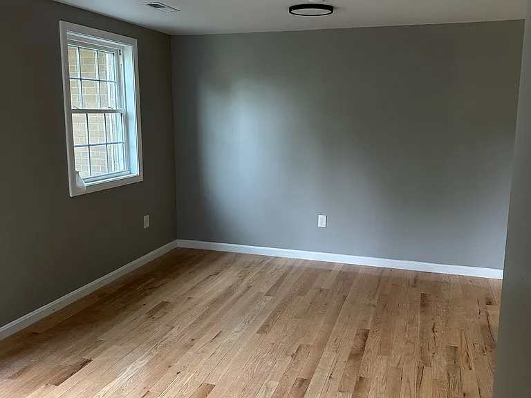 412 Elmwood Dr — Photo 5