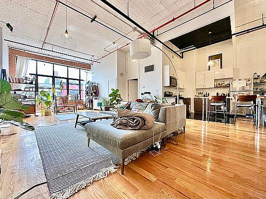 1st image of 255 McKibbin St #508