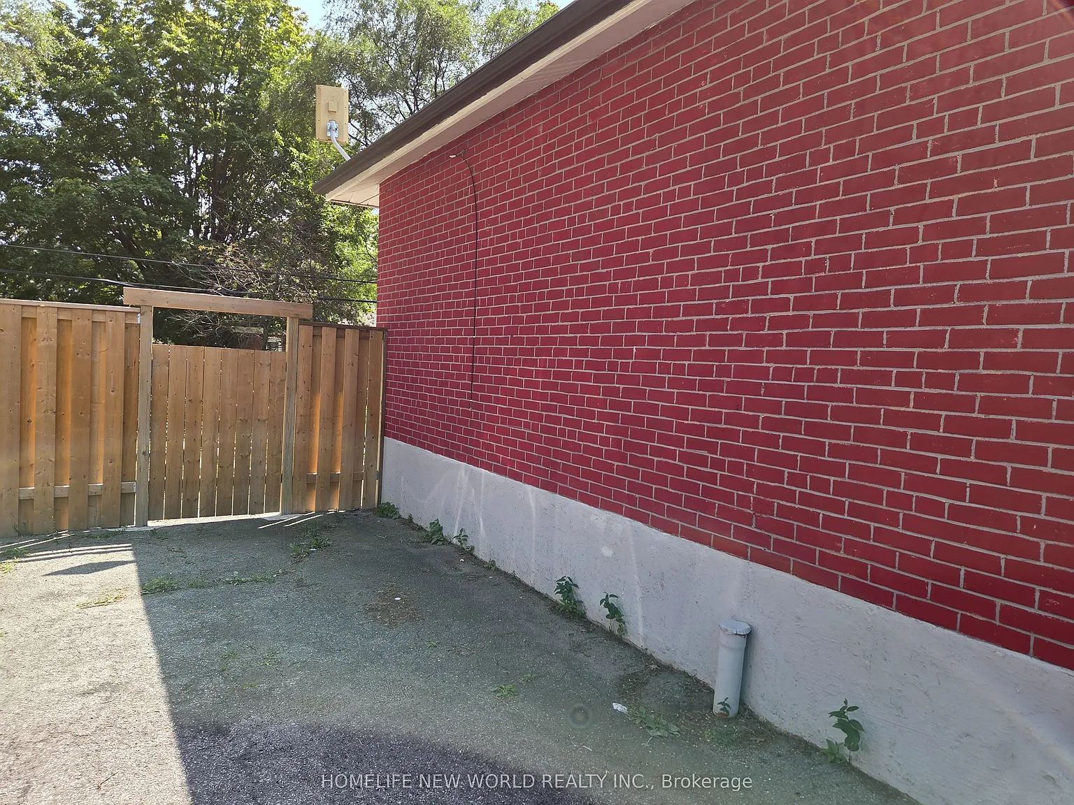 2 bed, $1,500 — Photo 2