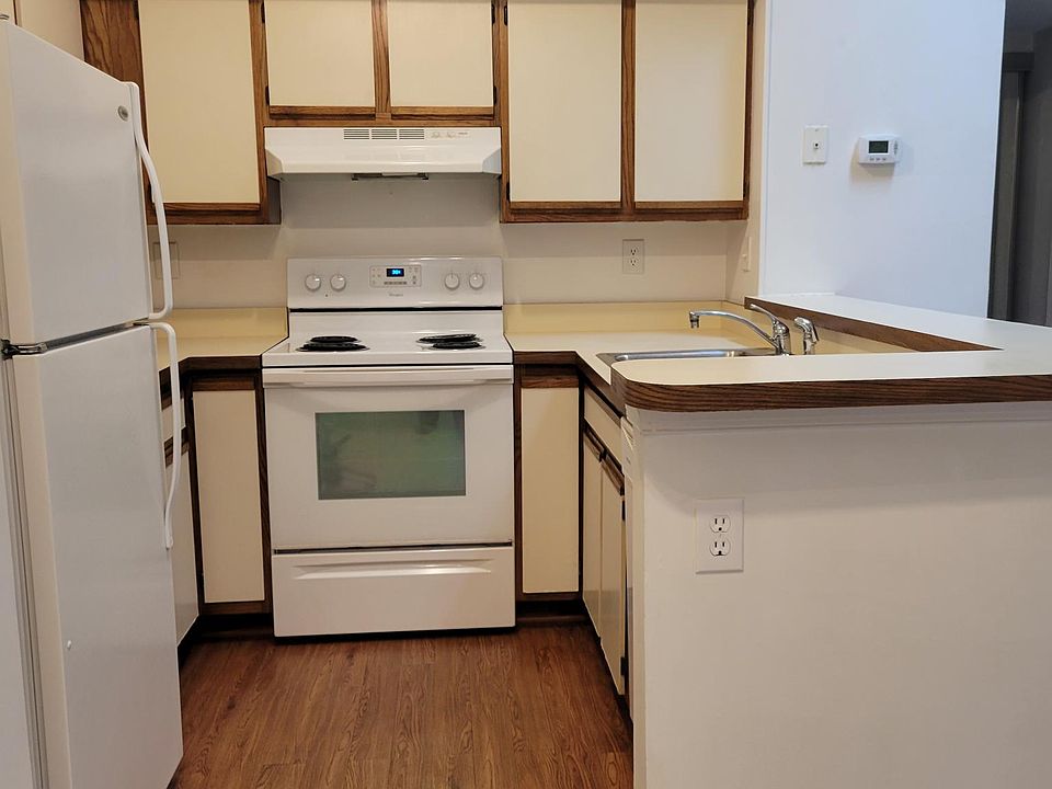Open kitchen