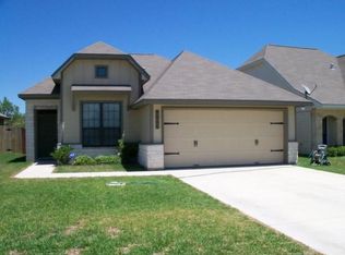 209 Fieldstone Pl, College Station, TX 77845