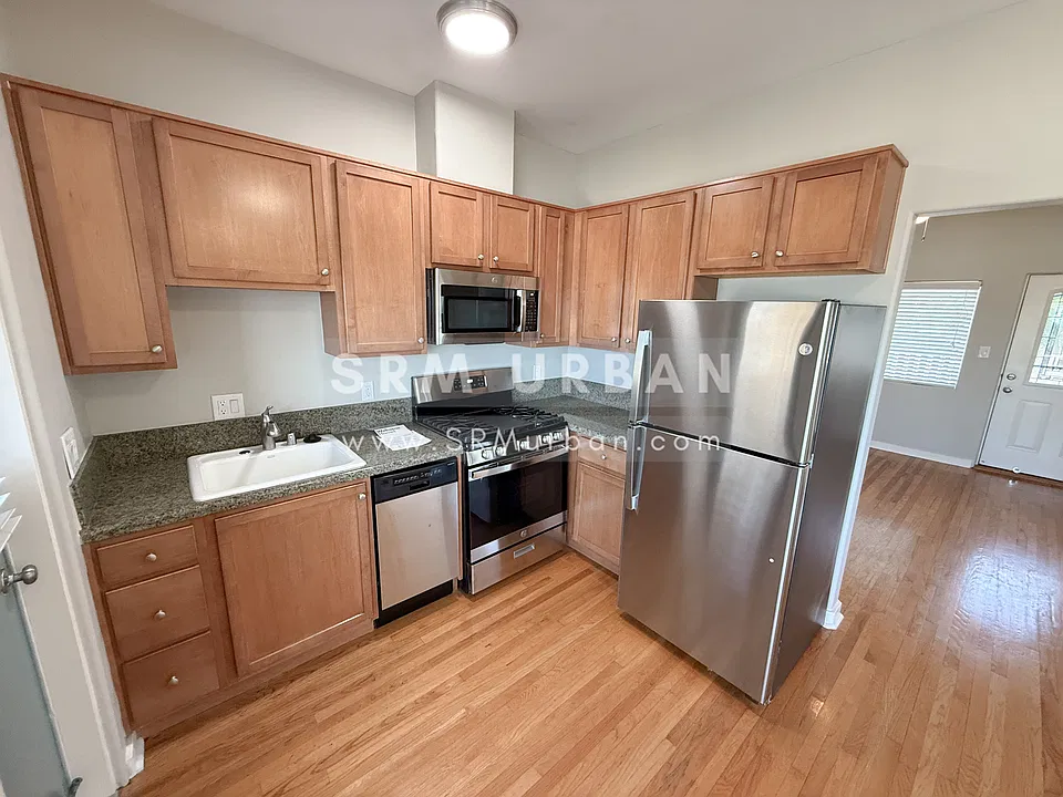 610 W Laurel St #2516