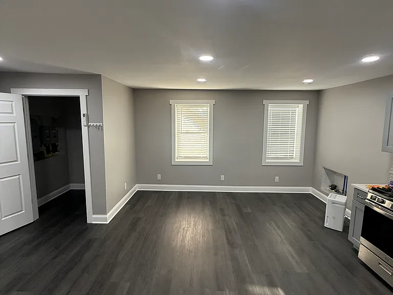 1494 Broadway #3 — Photo 6