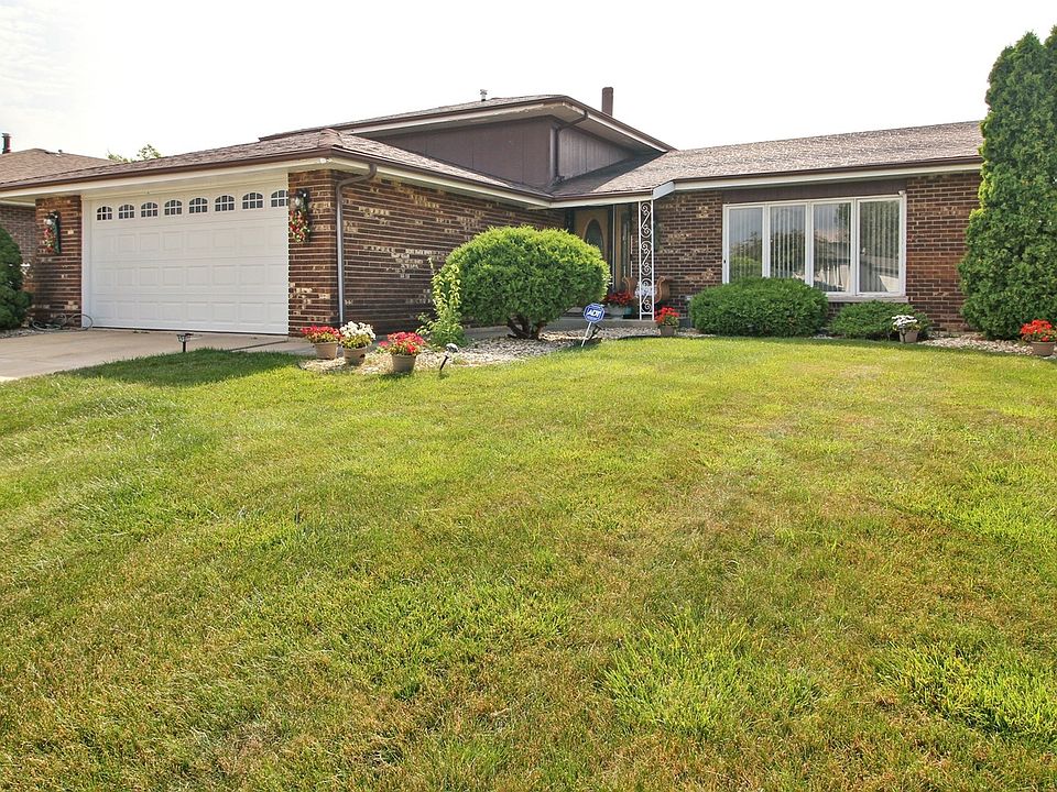 1st image of 20120 Lake Lynwood Dr
