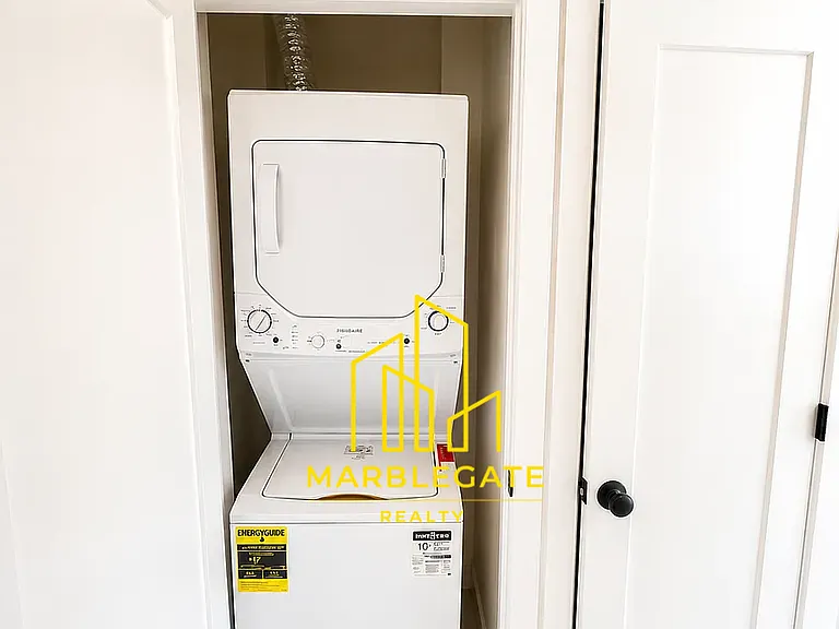 9-11 Stecher St #22R — Photo 6
