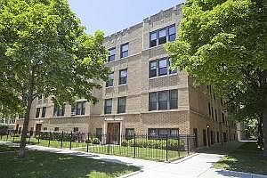 1st image of 5074 N Wolcott Ave APT 3
