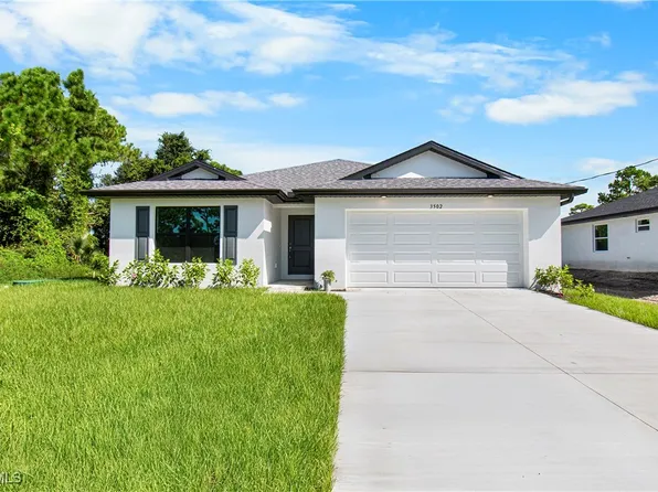 3502 74th St W, Lehigh Acres, FL 33971
